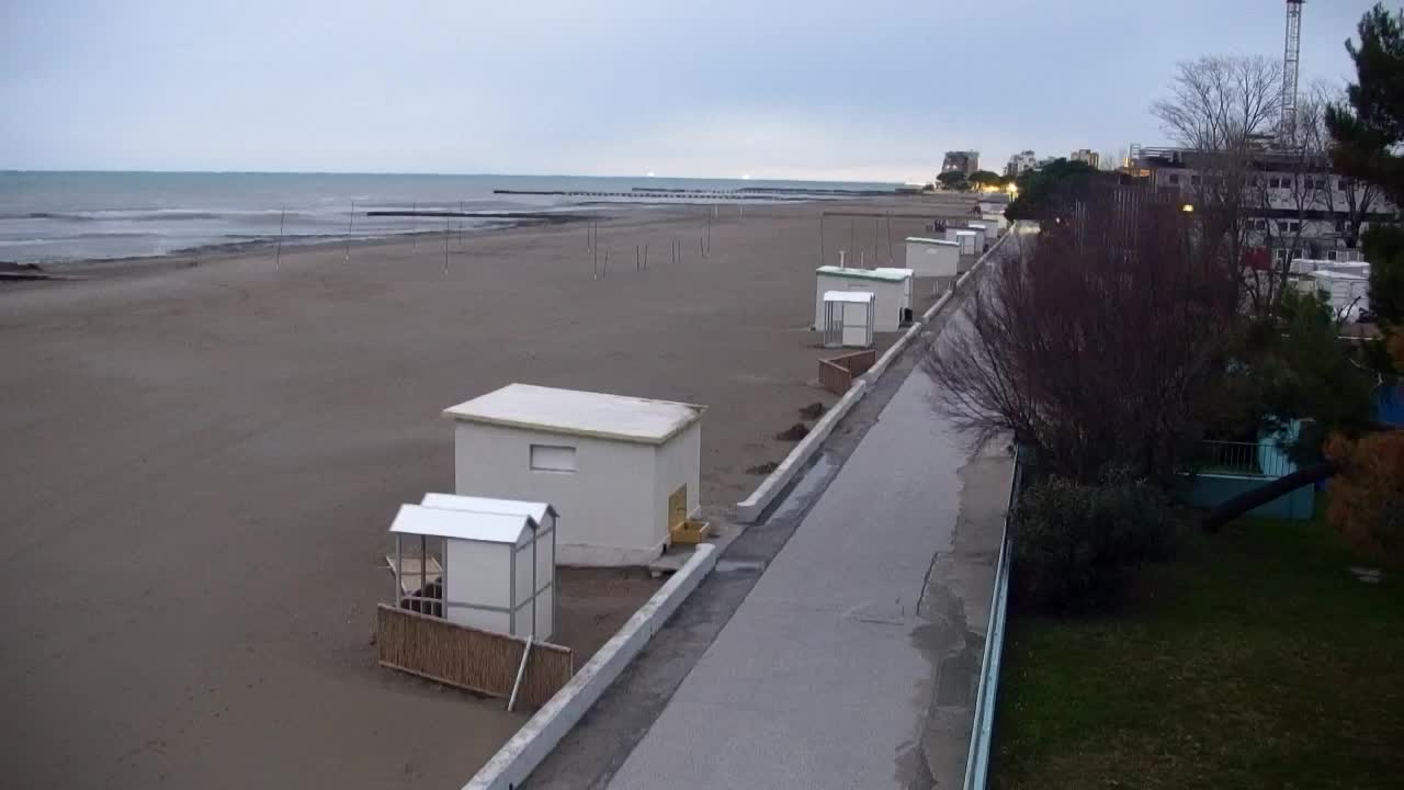 Grado Beach and Aquapark Views in Real Time