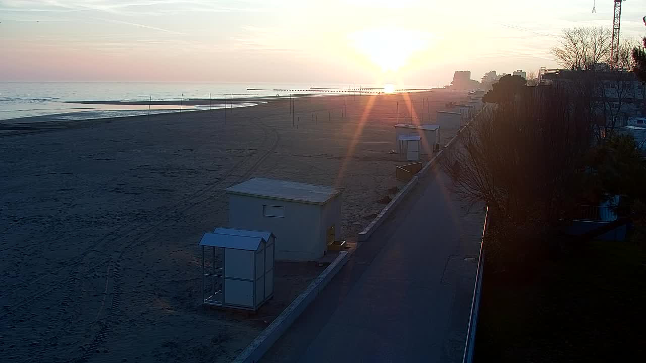 Webcam Live Grado: Vista sulla spiaggia e sull’acquapark in tempo reale