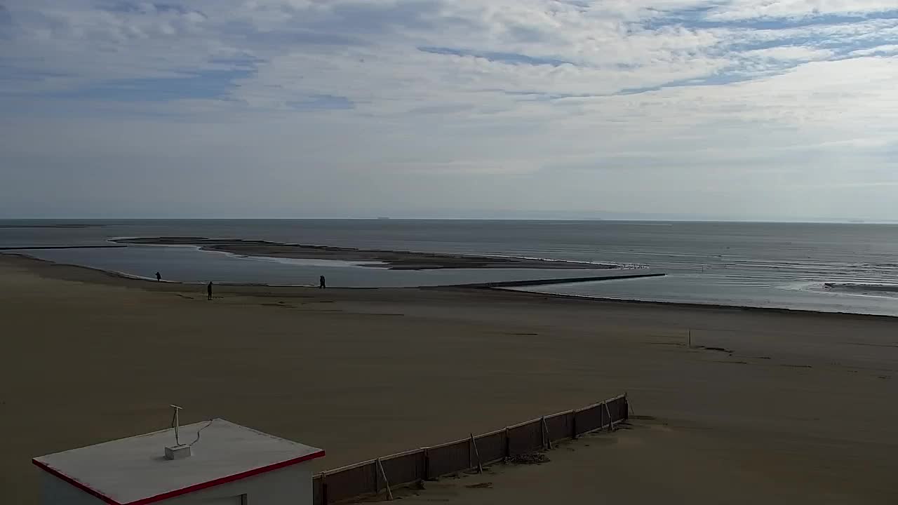 Webcam en direct Grado : Vues sur la plage et l’aquapark en temps réel