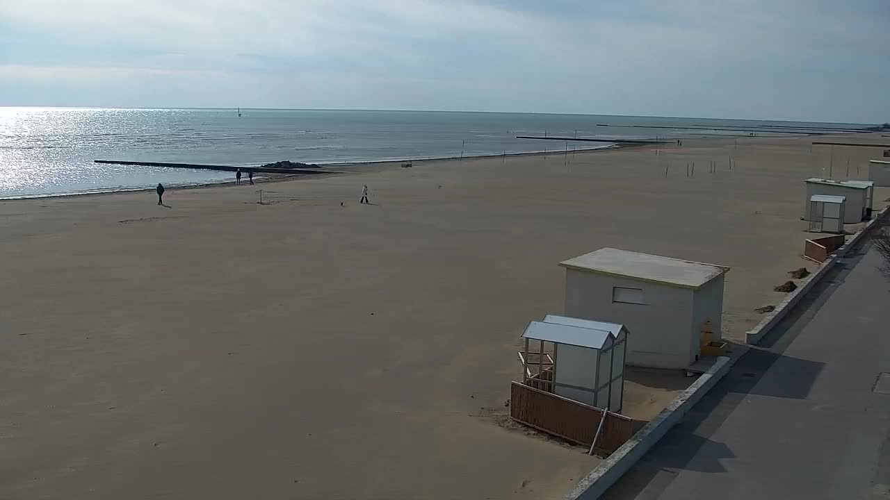 Webcam en direct Grado : Vues sur la plage et l’aquapark en temps réel