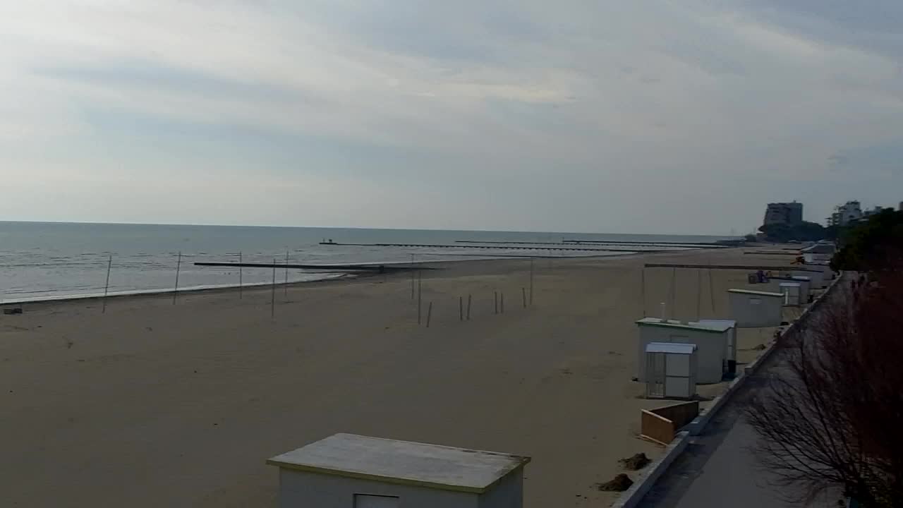 Grado Beach and Aquapark Views in Real Time