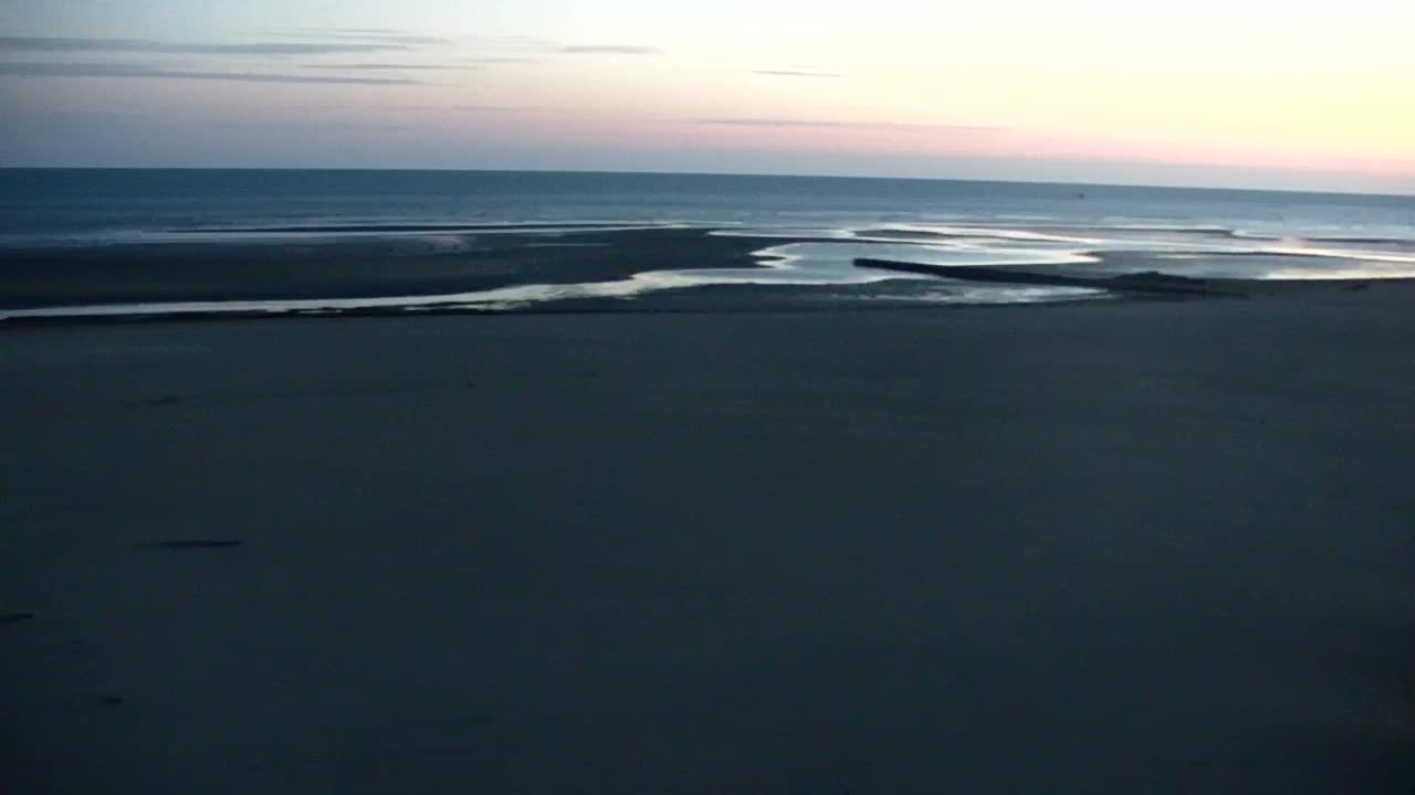 Webcam en vivo Grado: Vistas de la playa y del parque acuático en tiempo real