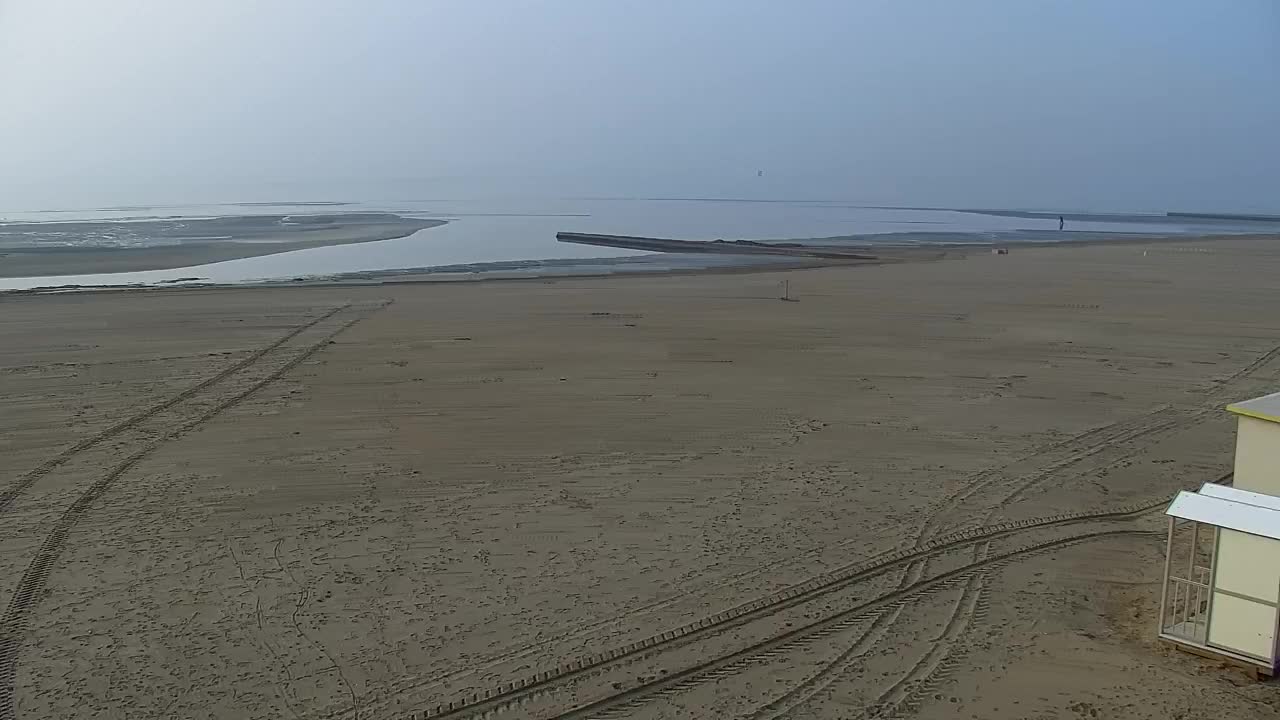 Webcam Live Grado: Vista sulla spiaggia e sull’acquapark in tempo reale