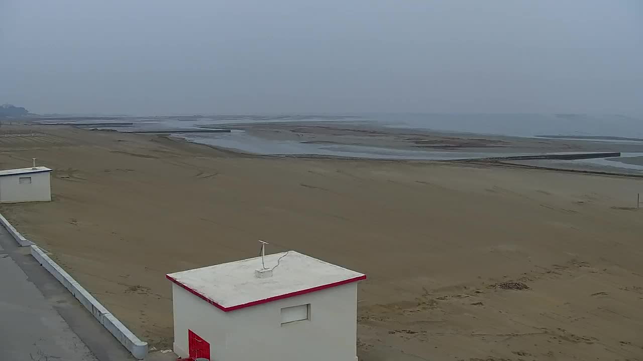 Webcam en direct Grado : Vues sur la plage et l’aquapark en temps réel