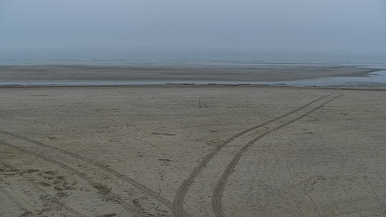 Grado Beach and Aquapark Views in Real Time