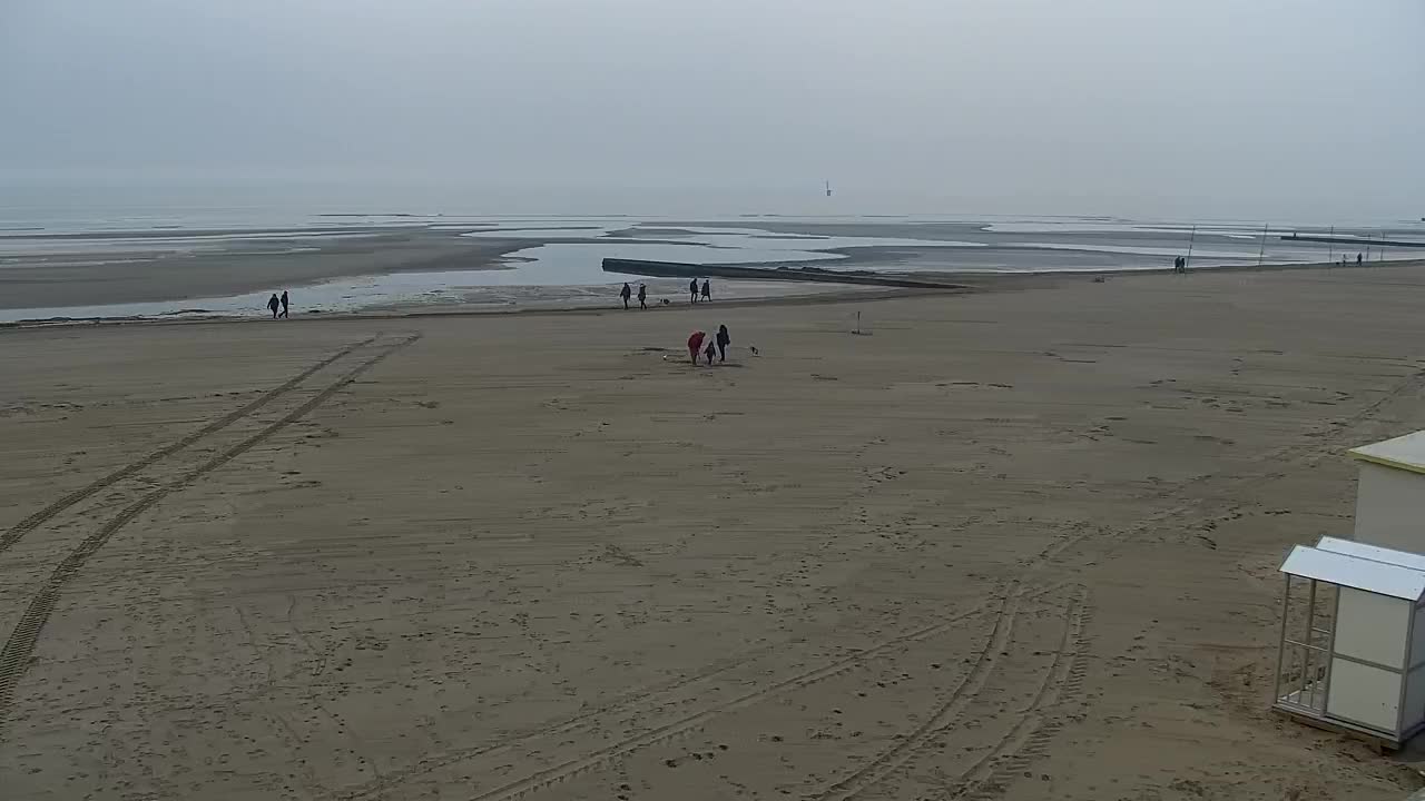 Webcam en vivo Grado: Vistas de la playa y del parque acuático en tiempo real