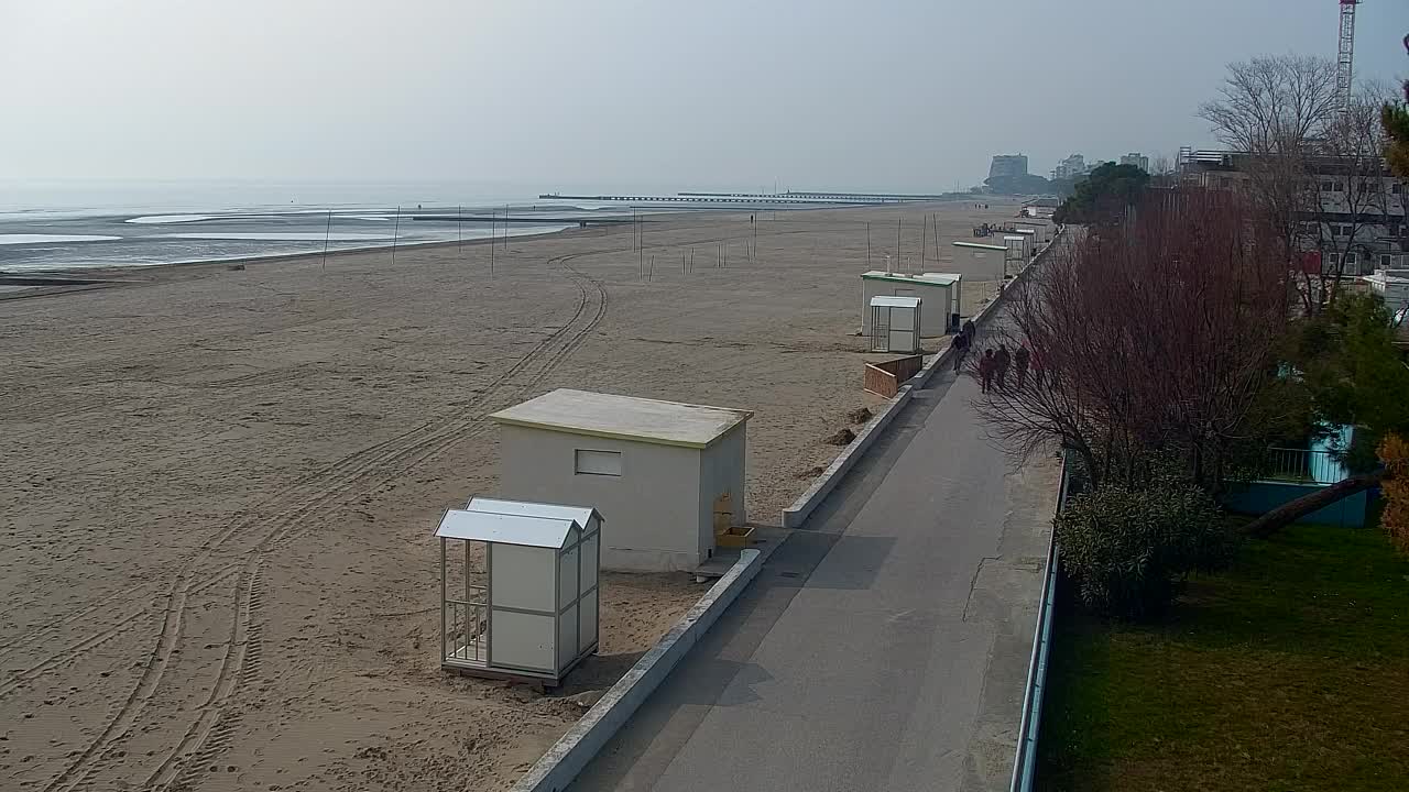 Webcam Live Grado: Vista sulla spiaggia e sull’acquapark in tempo reale