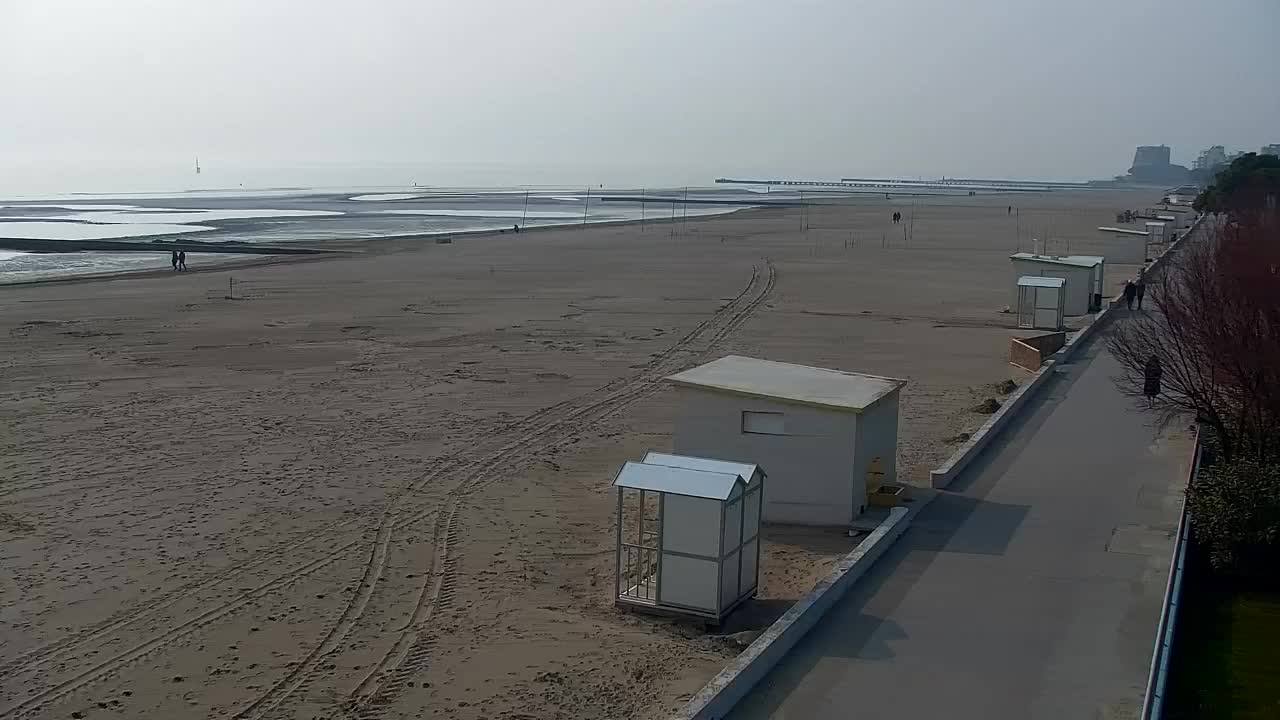 Webcam en direct Grado : Vues sur la plage et l’aquapark en temps réel