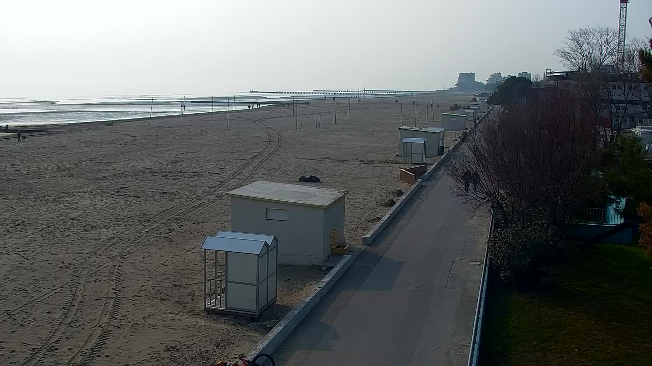 Webcam Live Grado: Vista sulla spiaggia e sull’acquapark in tempo reale