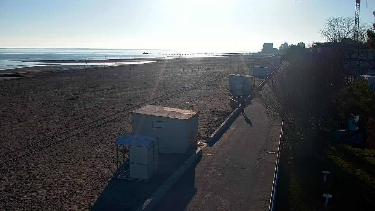 Grado Beach and Aquapark Views in Real Time