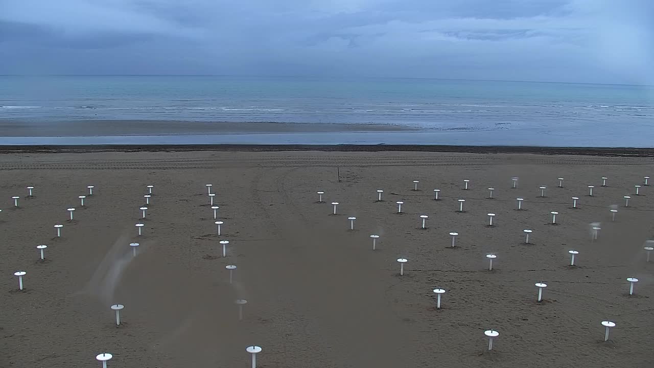 Webcam en vivo Grado: Vistas de la playa y del parque acuático en tiempo real