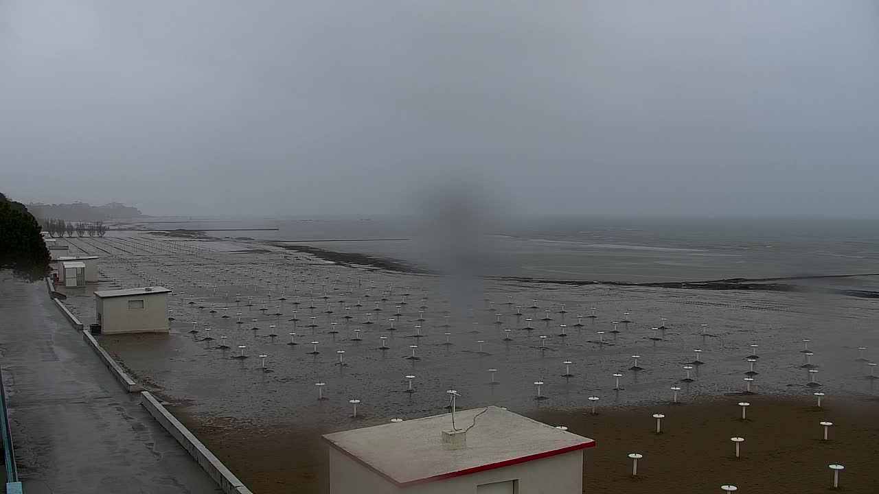 Webcam Live Grado: Vista sulla spiaggia e sull’acquapark in tempo reale