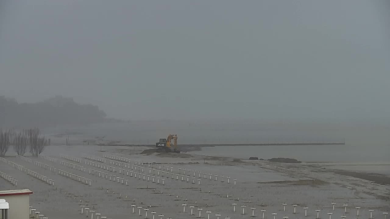 Webcam en vivo Grado: Vistas de la playa y del parque acuático en tiempo real