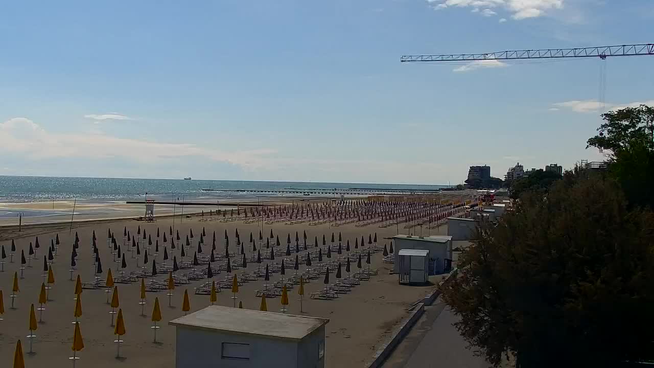 Spletna kamera v živo Grado: Pogledi na plažo in vodni park v realnem času