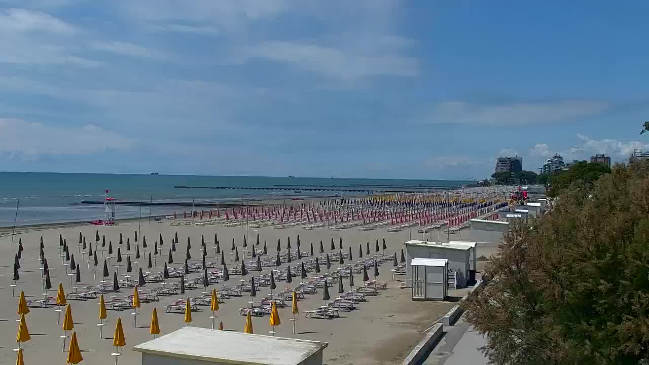 Spletna kamera v živo Grado: Pogledi na plažo in vodni park v realnem času