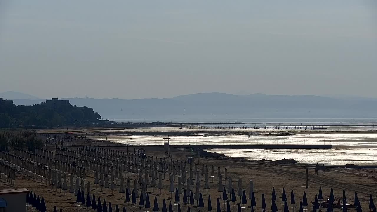 Grado Beach and Aquapark Views in Real Time