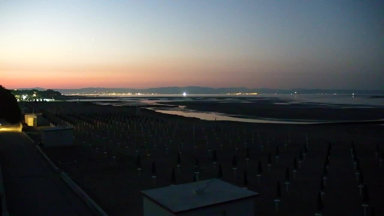 Webcam Live Grado: Vista sulla spiaggia e sull’acquapark in tempo reale