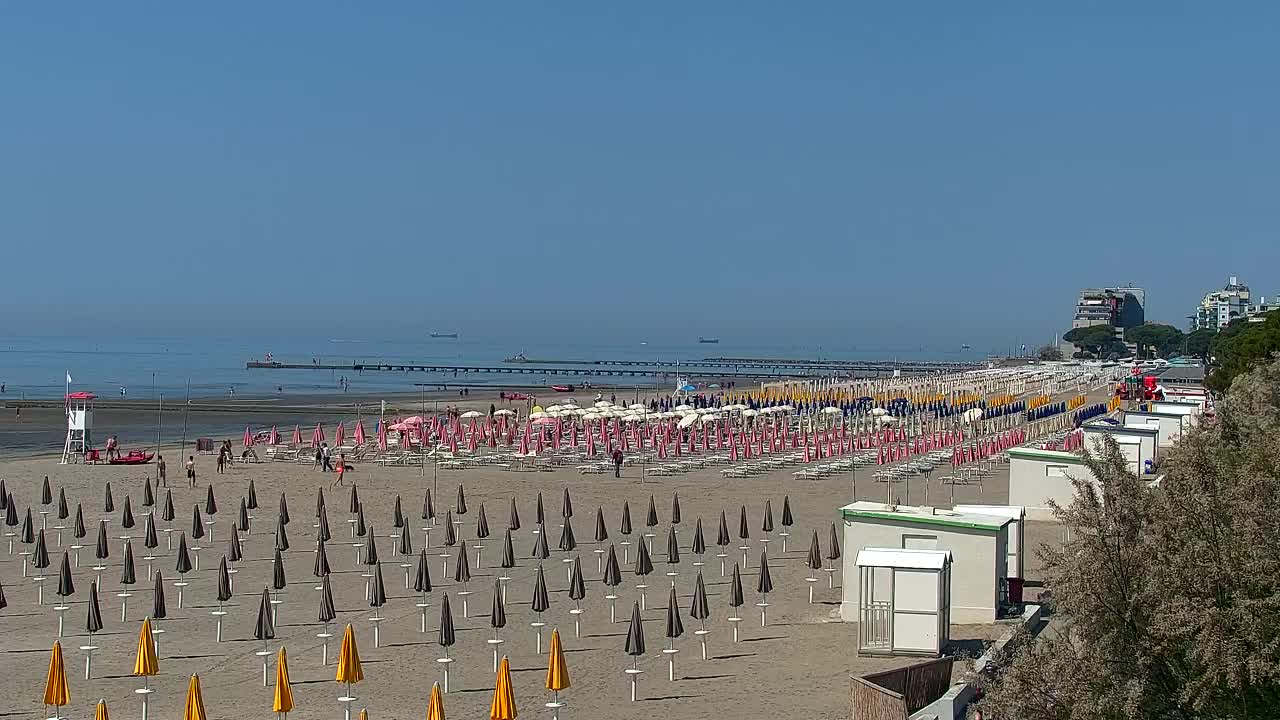 Webcam Live Grado: Vista sulla spiaggia e sull’acquapark in tempo reale