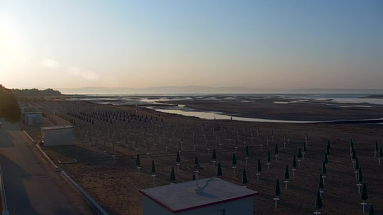 Webcam Live Grado: Vista sulla spiaggia e sull’acquapark in tempo reale