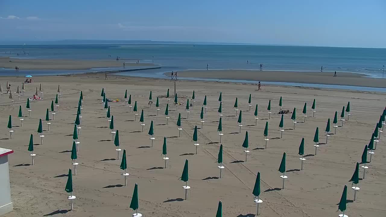 Spletna kamera v živo Grado: Pogledi na plažo in vodni park v realnem času