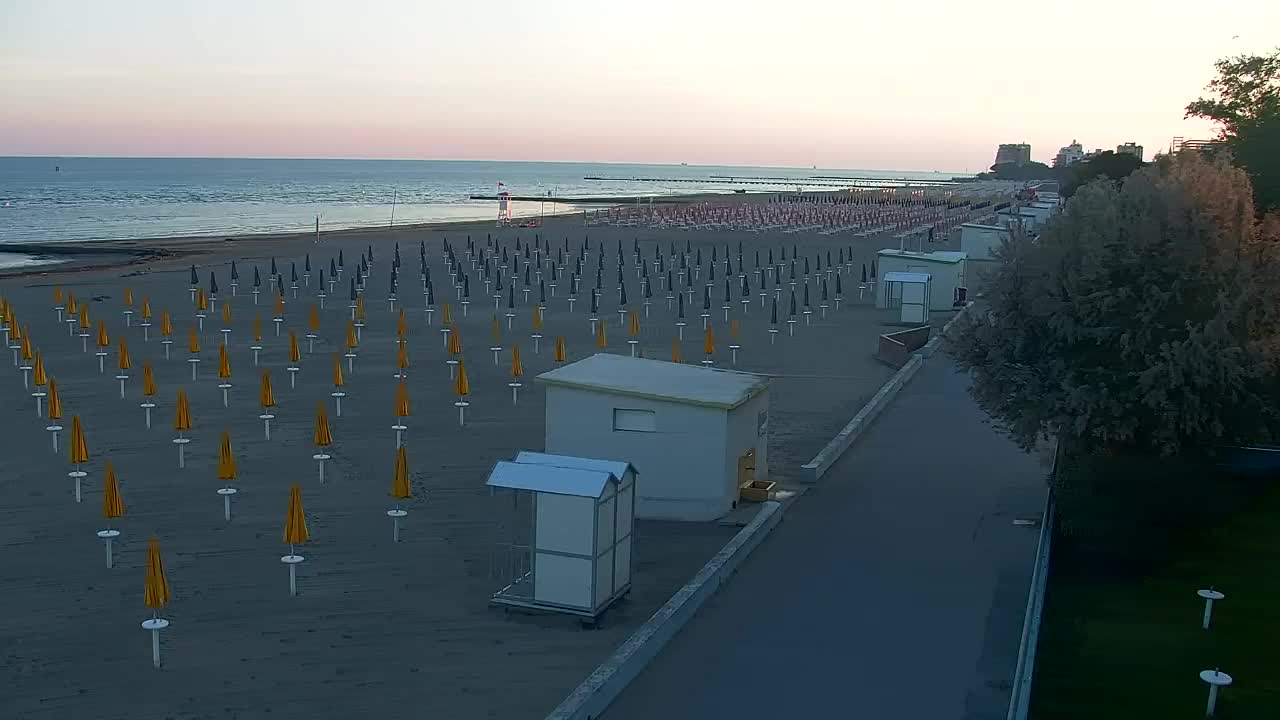Webcam Live Grado: Vista sulla spiaggia e sull’acquapark in tempo reale