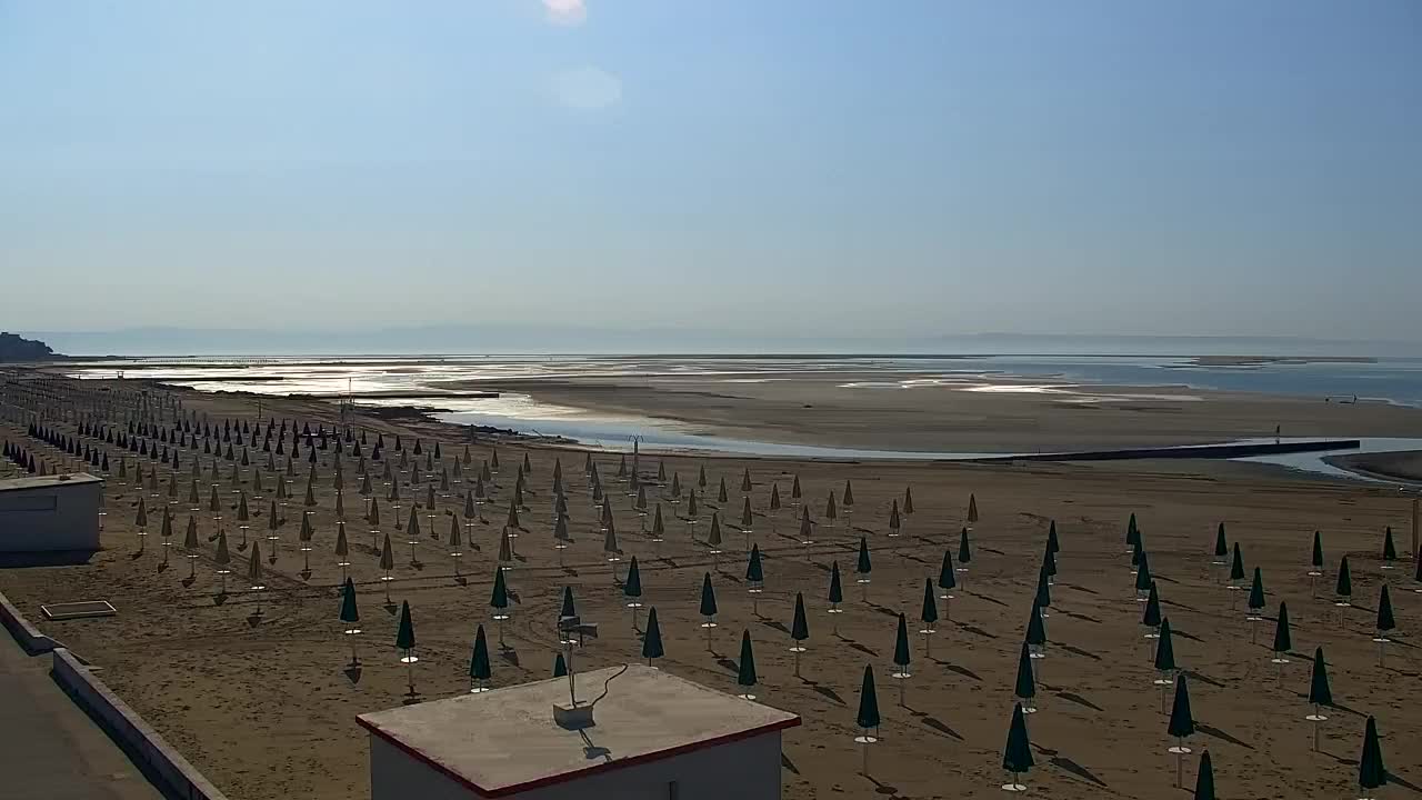 Webcam Live Grado: Vista sulla spiaggia e sull’acquapark in tempo reale