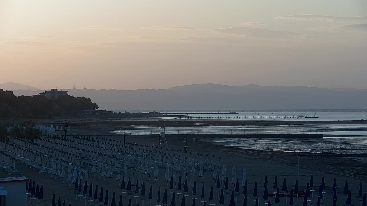 Webcam Live Grado: Vista sulla spiaggia e sull’acquapark in tempo reale