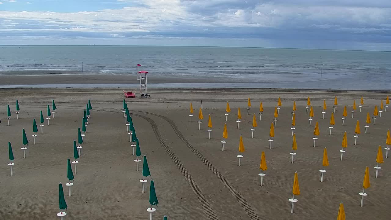 Grado Beach and Aquapark Views in Real Time