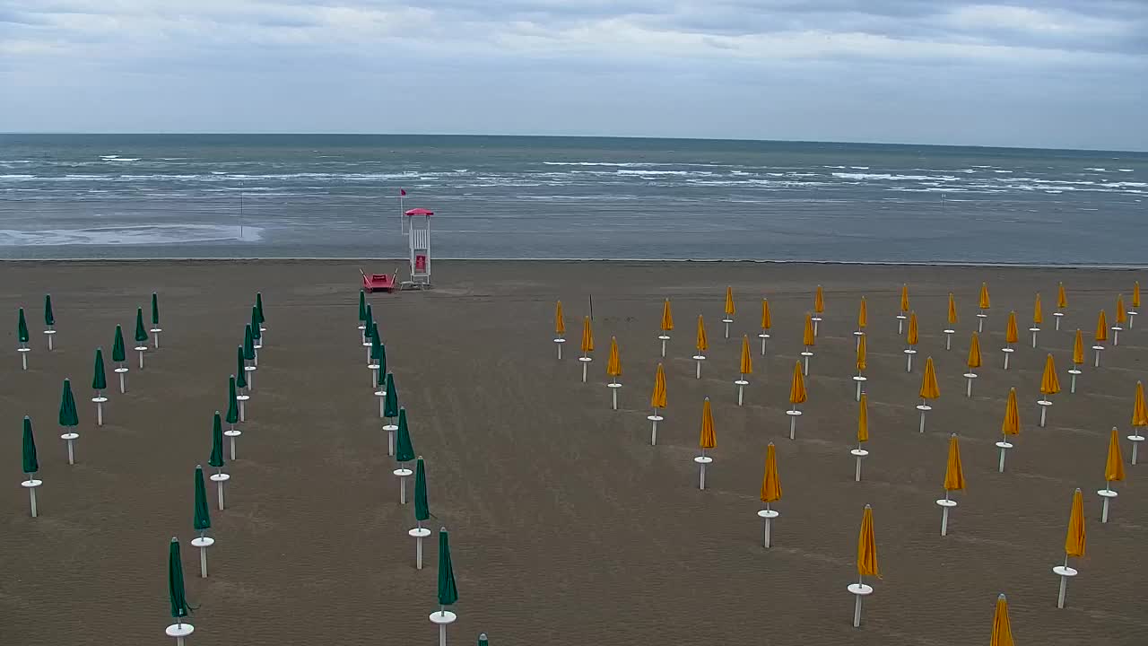 Webcam Live Grado: Vista sulla spiaggia e sull’acquapark in tempo reale