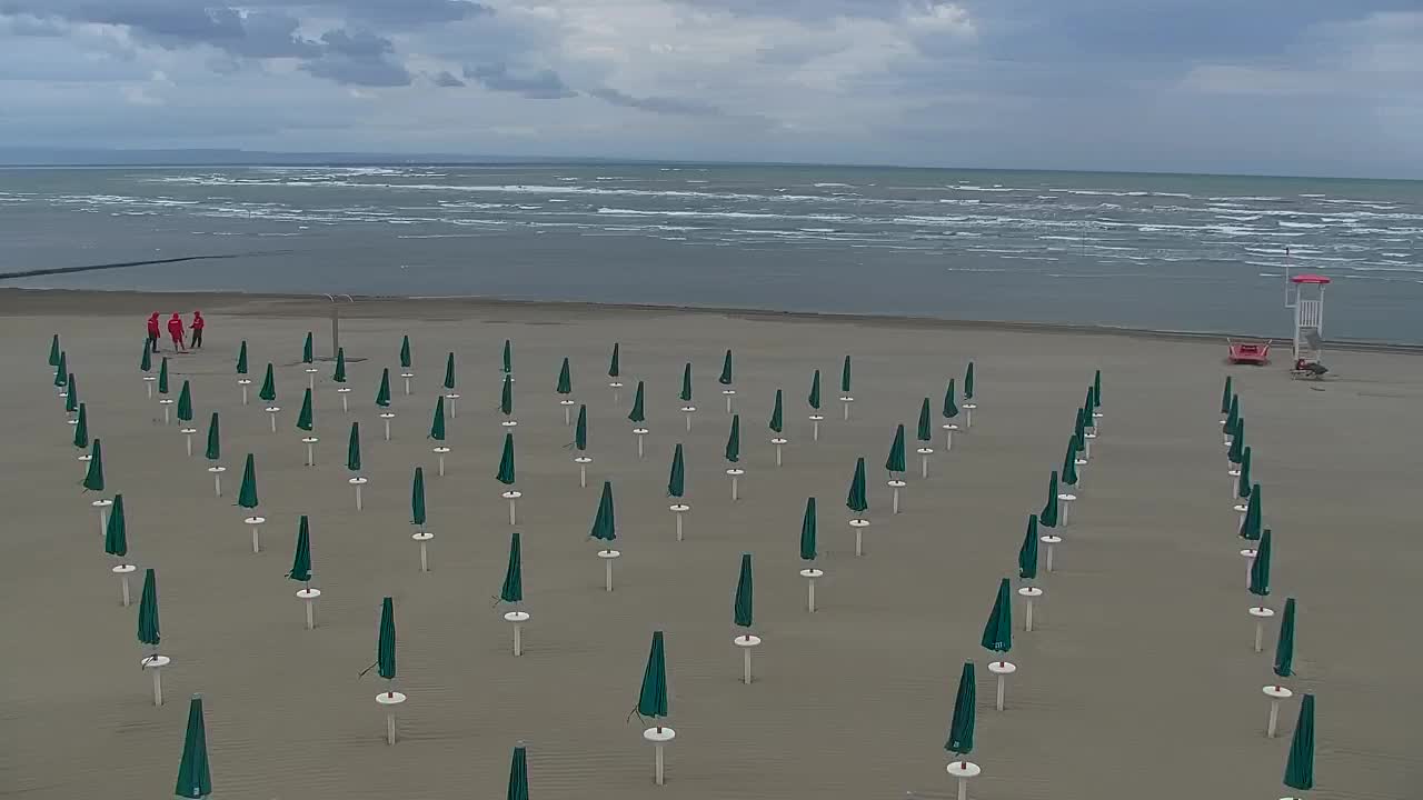 Webcam en vivo Grado: Vistas de la playa y del parque acuático en tiempo real
