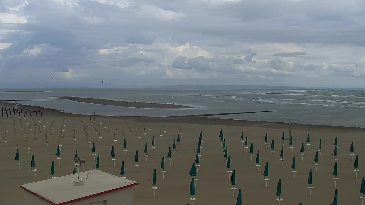 Webcam en direct Grado : Vues sur la plage et l’aquapark en temps réel