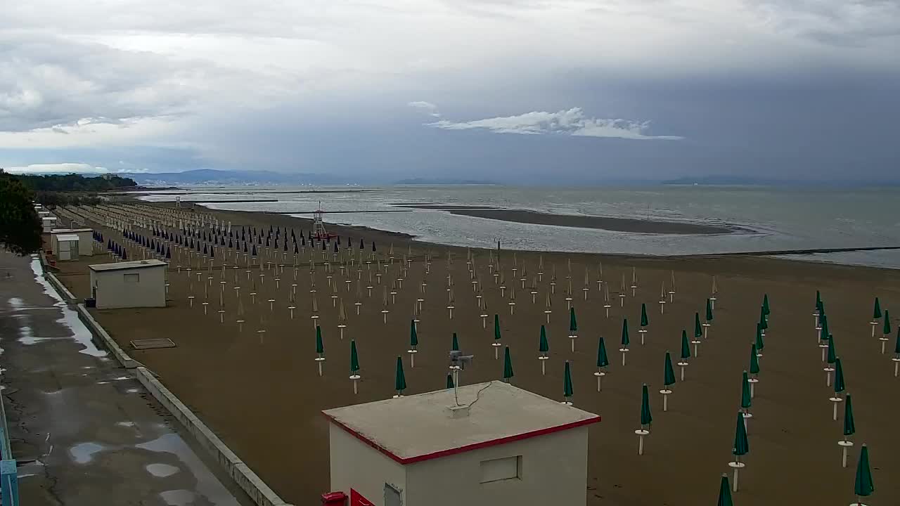 Webcam en direct Grado : Vues sur la plage et l’aquapark en temps réel