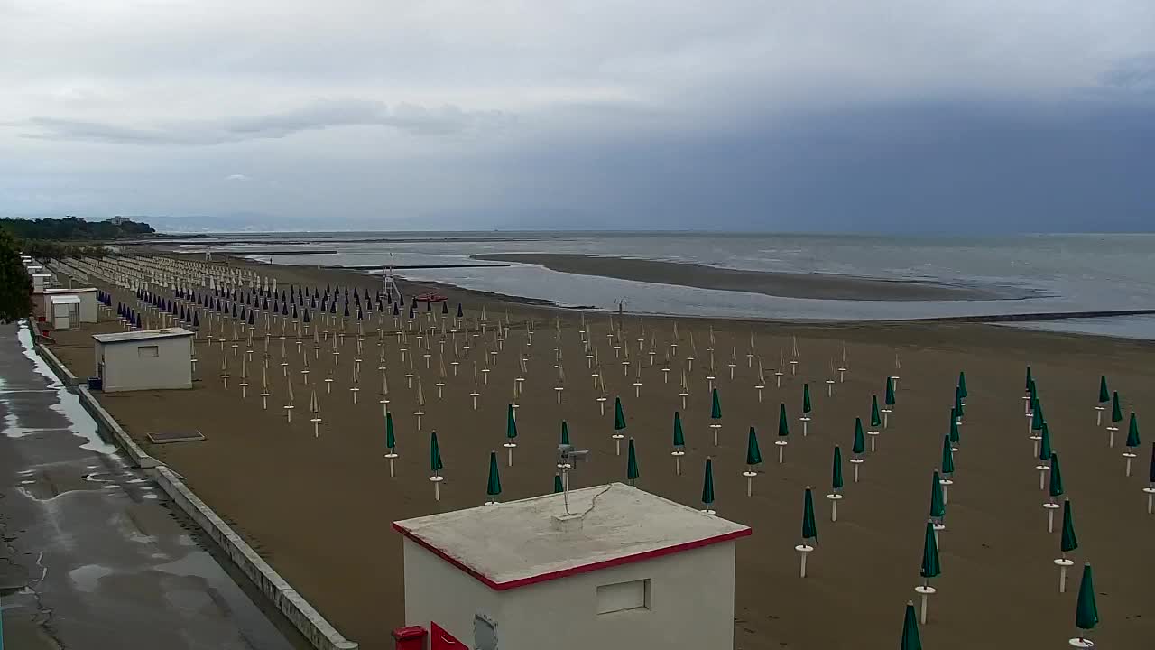 Webcam Live Grado: Vista sulla spiaggia e sull’acquapark in tempo reale