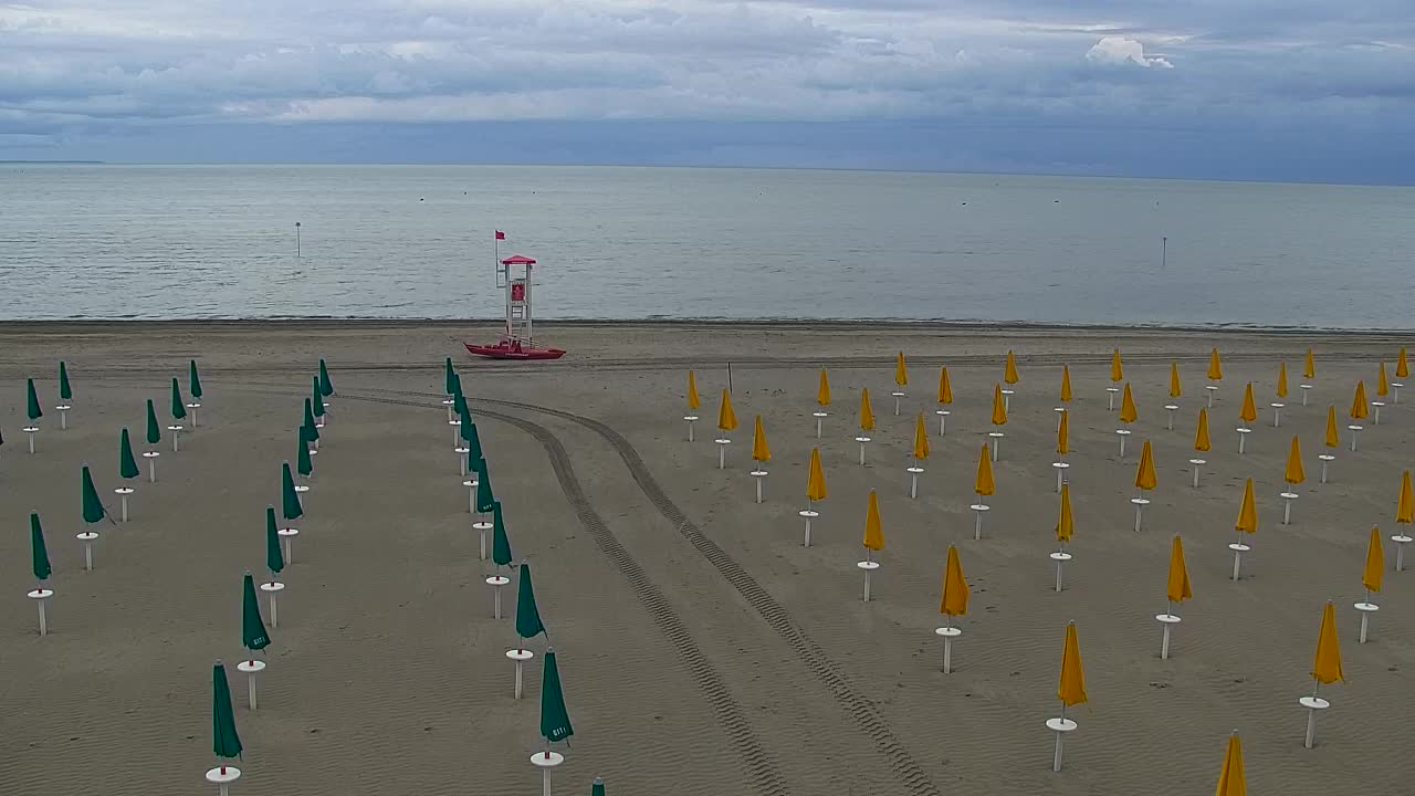 Grado Beach and Aquapark Views in Real Time