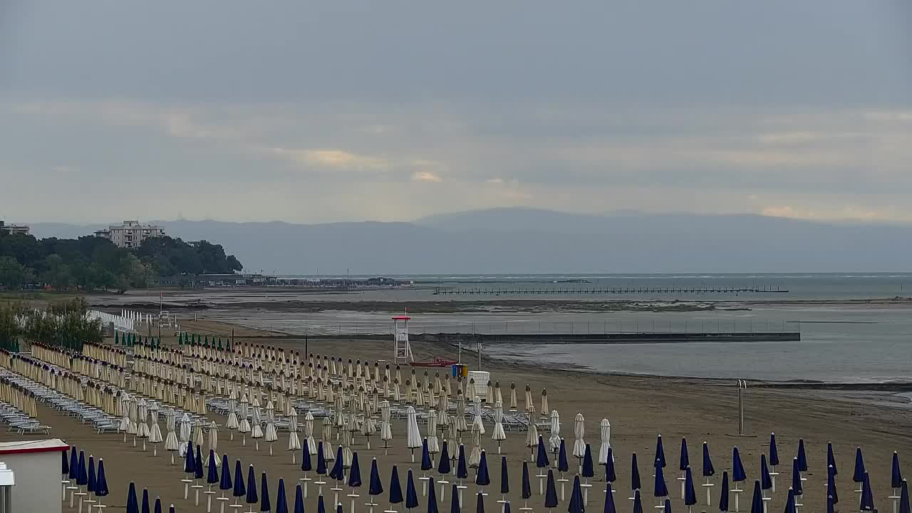 Grado Beach and Aquapark Views in Real Time