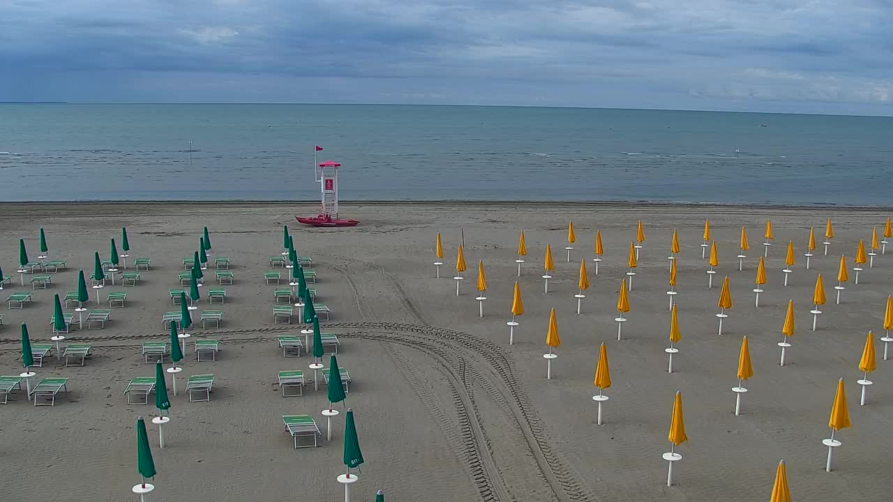 Grado Beach and Aquapark Views in Real Time