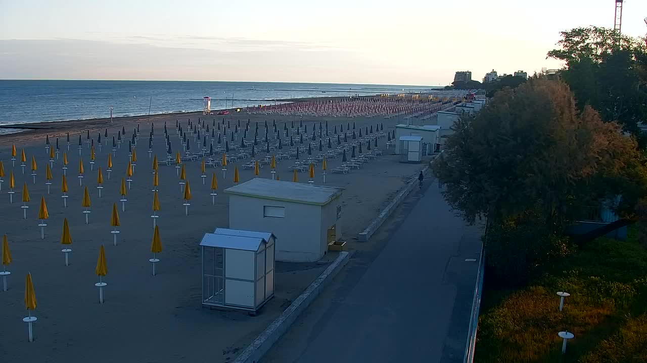 Webcam Live Grado: Vista sulla spiaggia e sull’acquapark in tempo reale