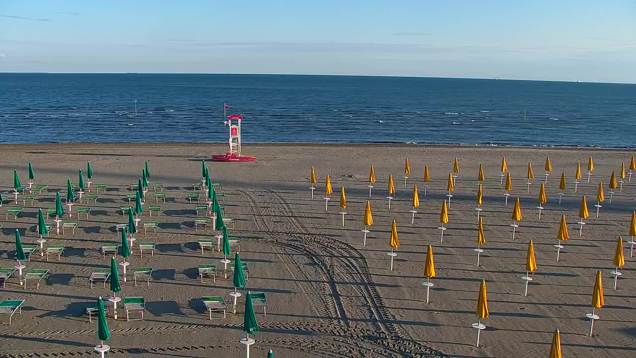 Grado Beach and Aquapark Views in Real Time