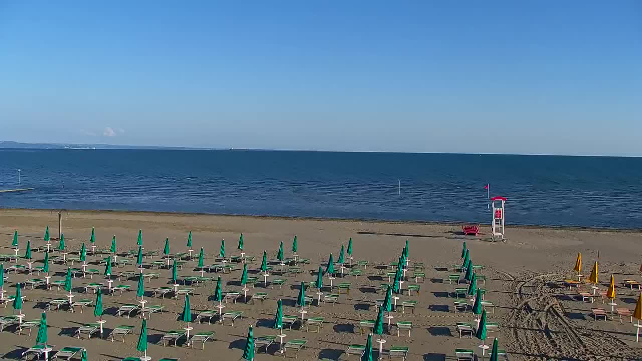 Grado Beach and Aquapark Views in Real Time