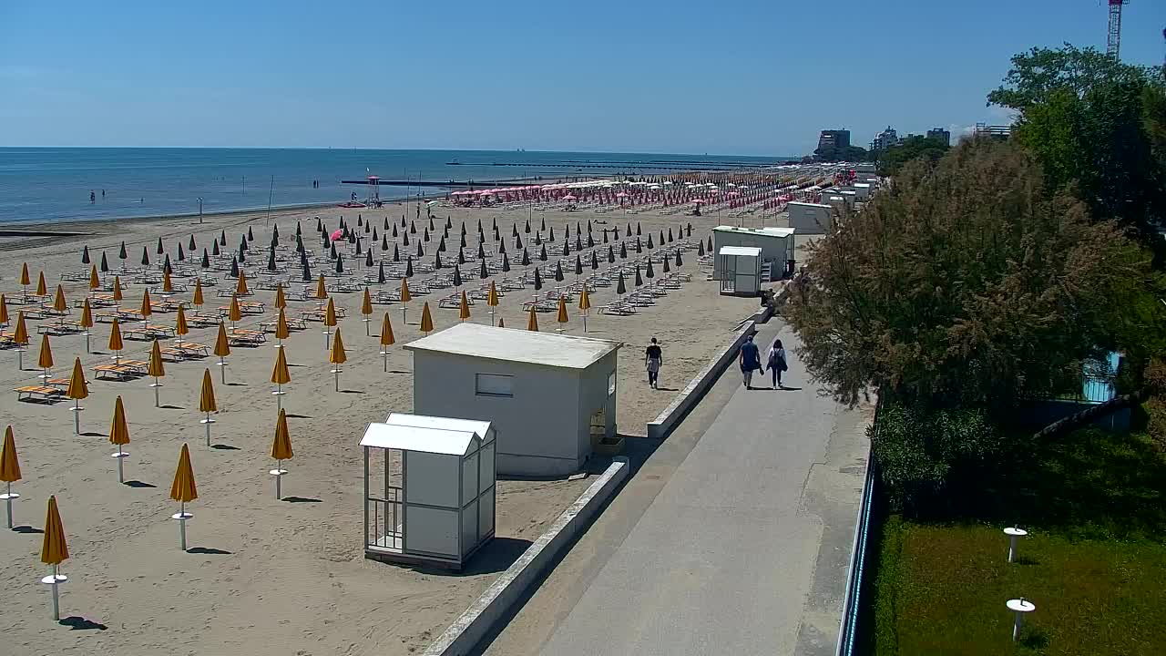 Webcam Live Grado: Vista sulla spiaggia e sull’acquapark in tempo reale