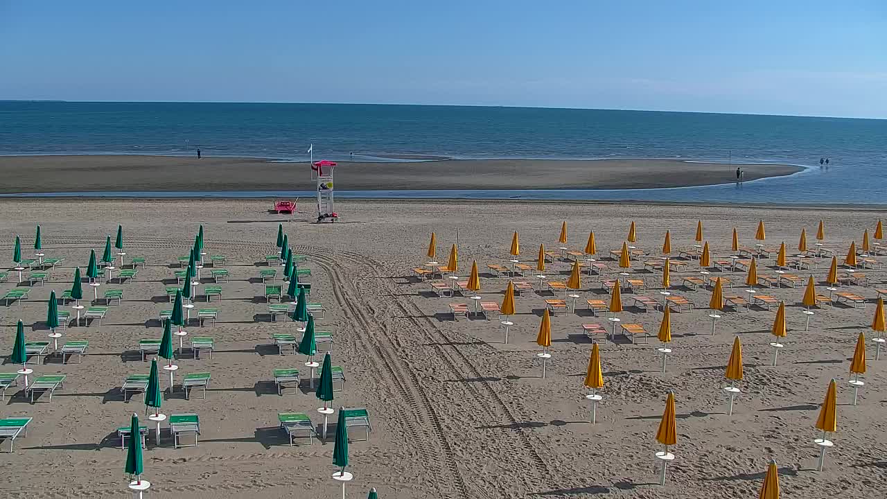 Webcam en vivo Grado: Vistas de la playa y del parque acuático en tiempo real
