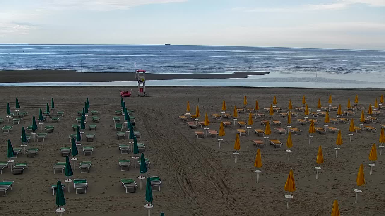 Webcam en direct Grado : Vues sur la plage et l’aquapark en temps réel