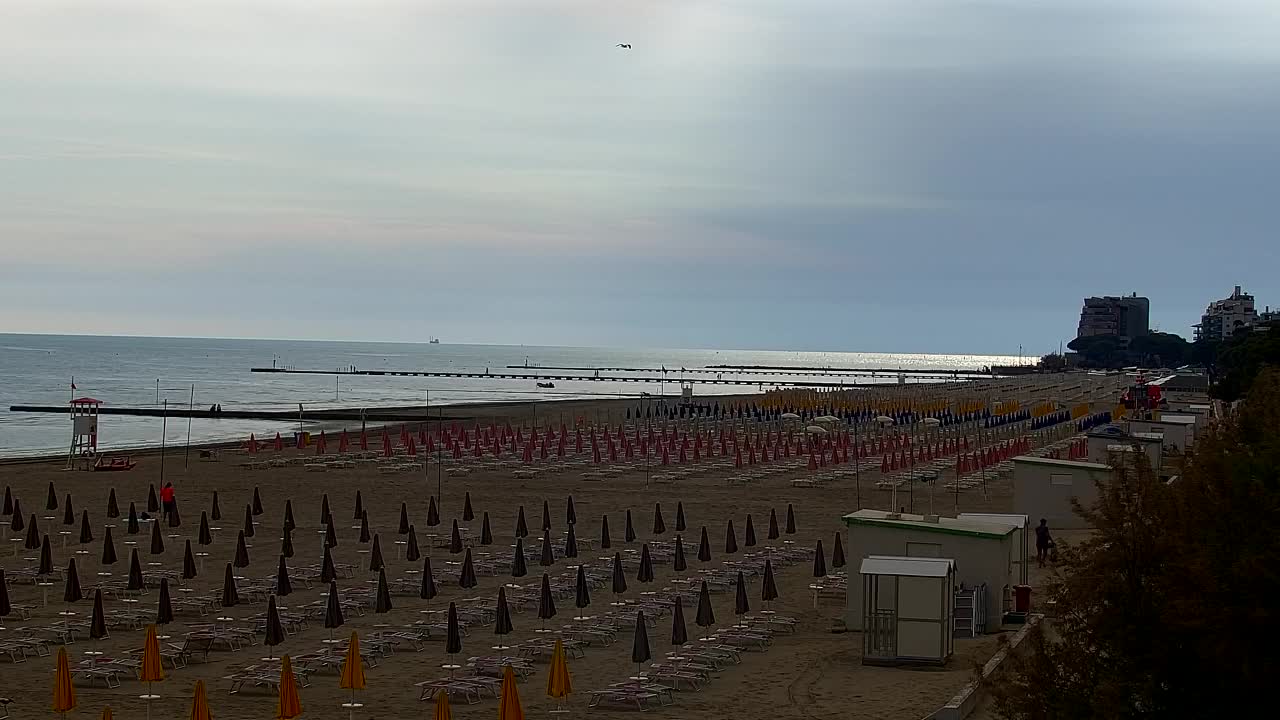 Webcam Live Grado: Vista sulla spiaggia e sull’acquapark in tempo reale