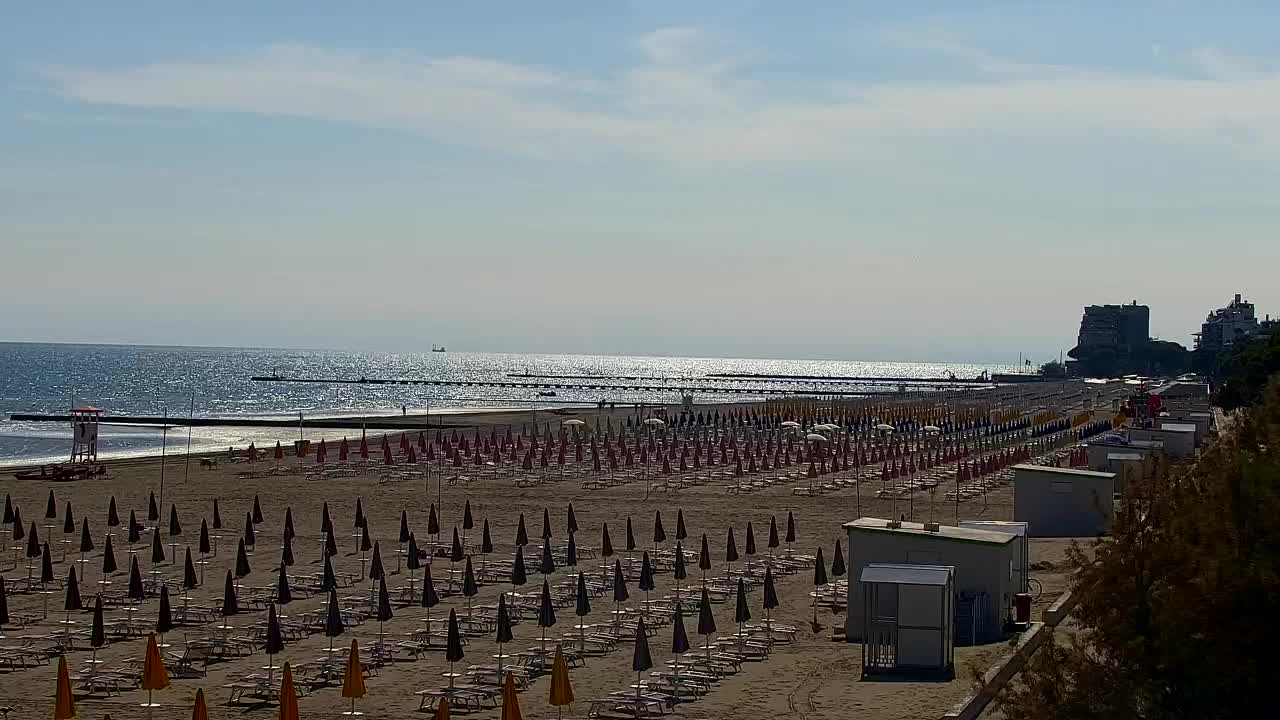 Spletna kamera v živo Grado: Pogledi na plažo in vodni park v realnem času