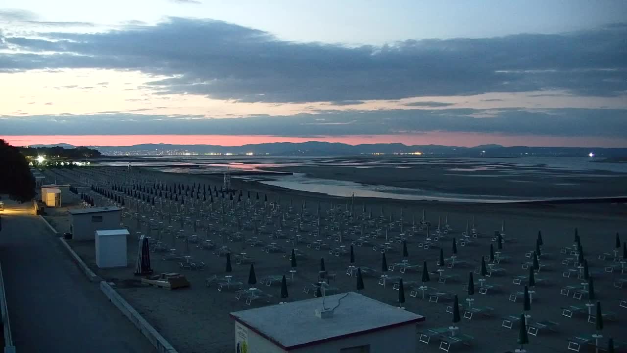 Webcam Live Grado: Vista sulla spiaggia e sull’acquapark in tempo reale