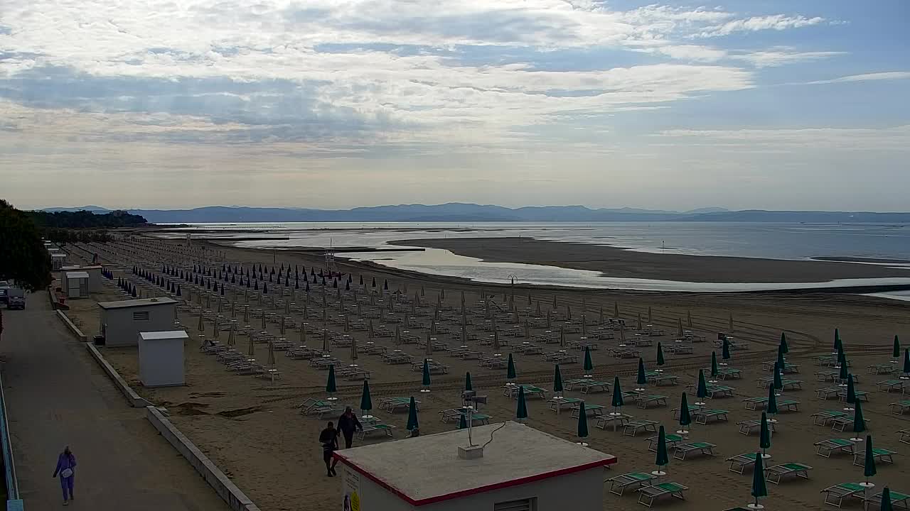 Webcam en direct Grado : Vues sur la plage et l’aquapark en temps réel