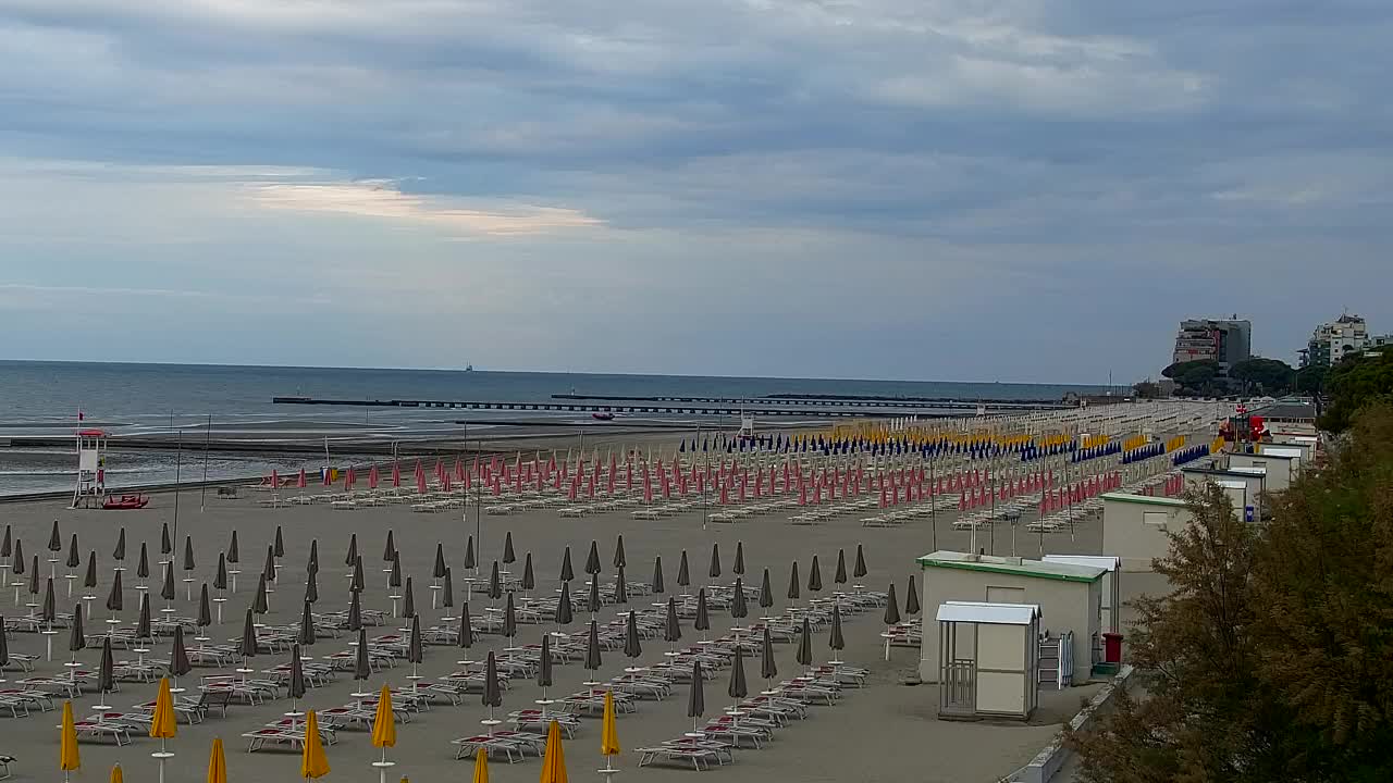 Webcam en direct Grado : Vues sur la plage et l’aquapark en temps réel