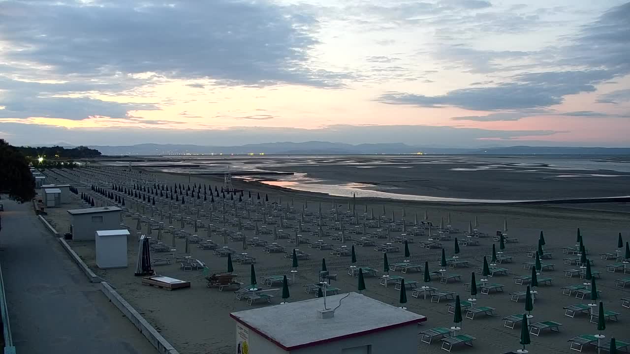 Webcam en direct Grado : Vues sur la plage et l’aquapark en temps réel