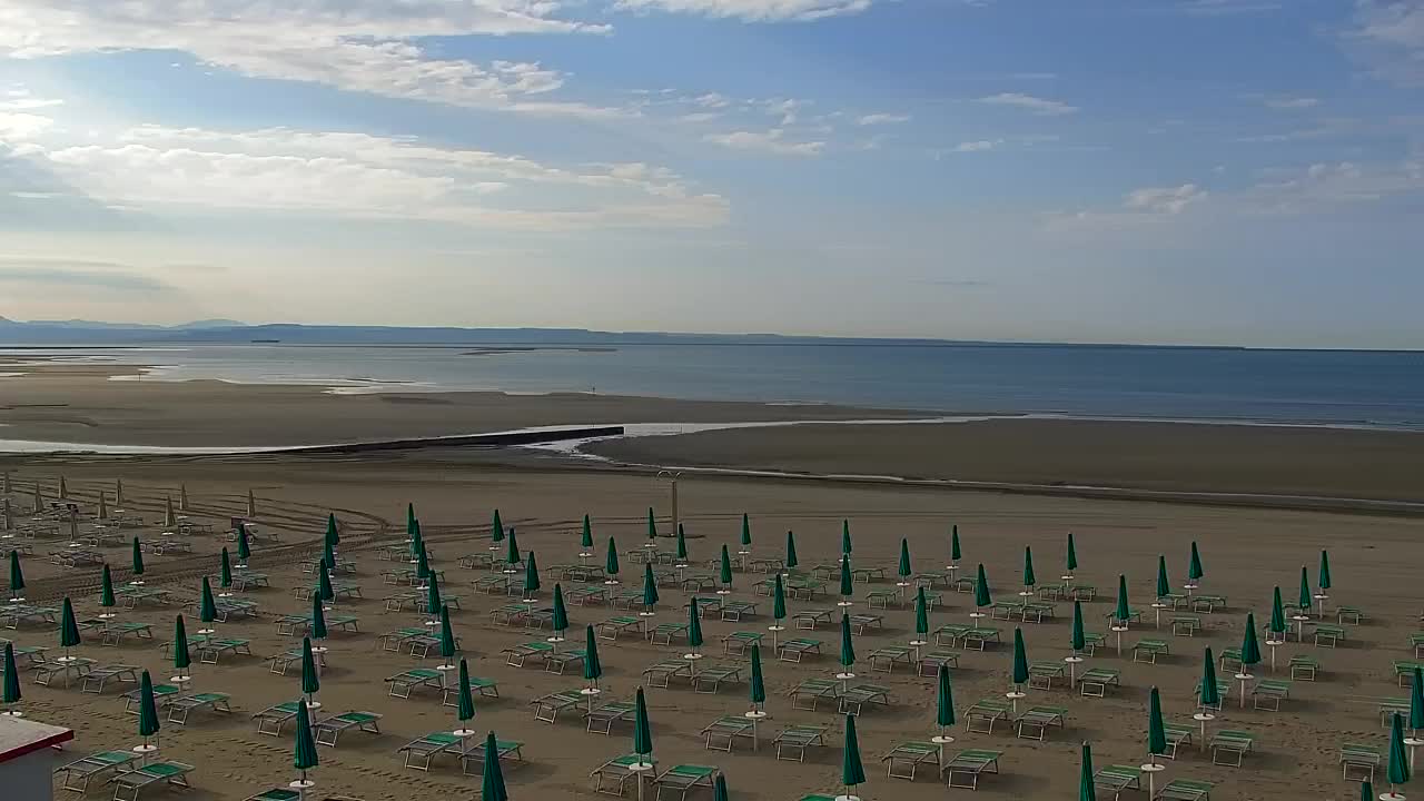 Spletna kamera v živo Grado: Pogledi na plažo in vodni park v realnem času