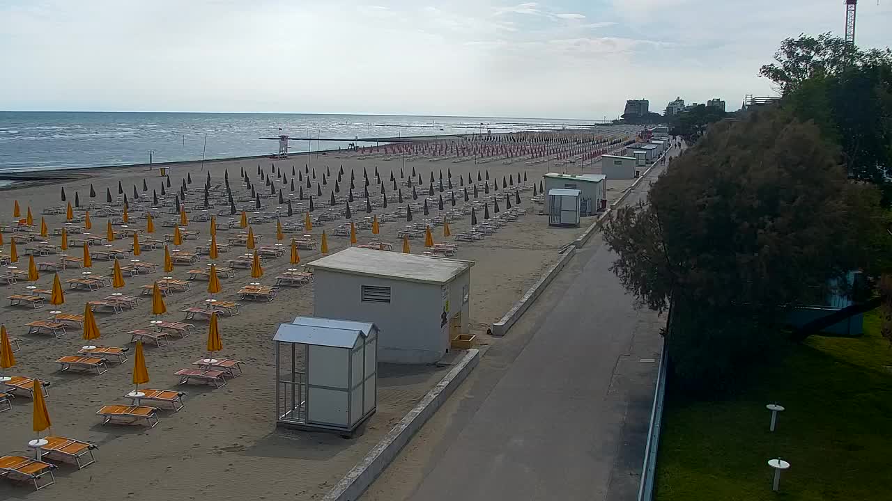 Webcam Live Grado: Vista sulla spiaggia e sull’acquapark in tempo reale